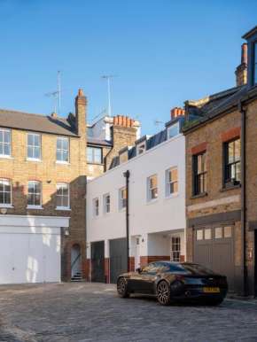 Weymouth Mews, London